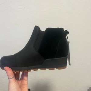 Soreal booties, brand new, never warn